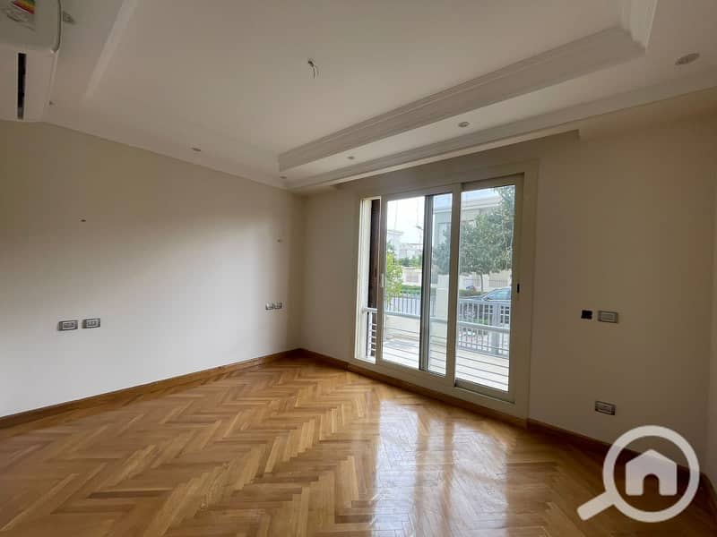 22 ee0ac9c2-d454-46ec-b317-eb251ab9c1cd. jpg