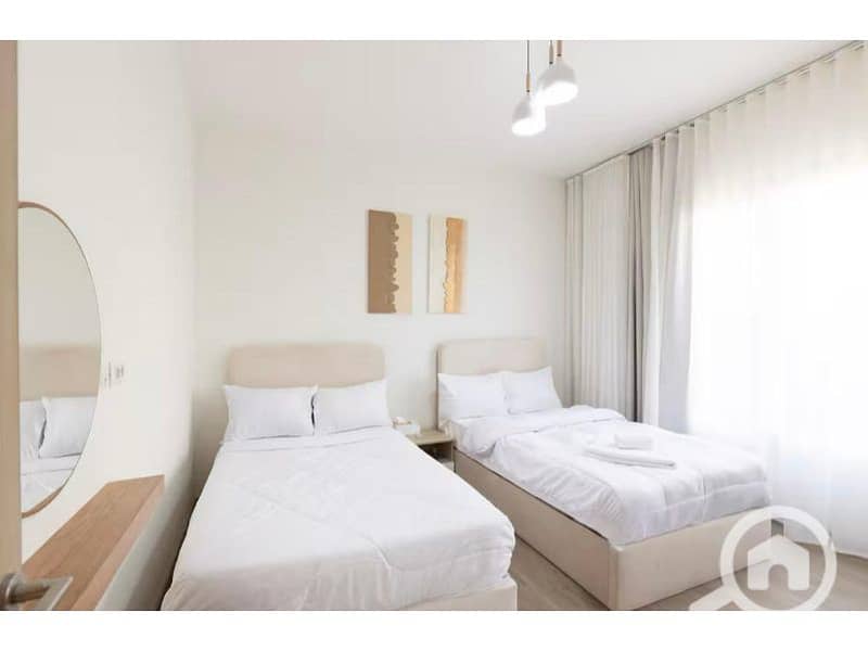 6 6aecc087-9c43-4403-b7e7-ef57de8f0ed9. jpg