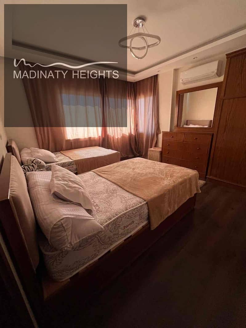 4 ad90dd3f-eb52-467f-bc5f-6ba6a196ba41. jpg