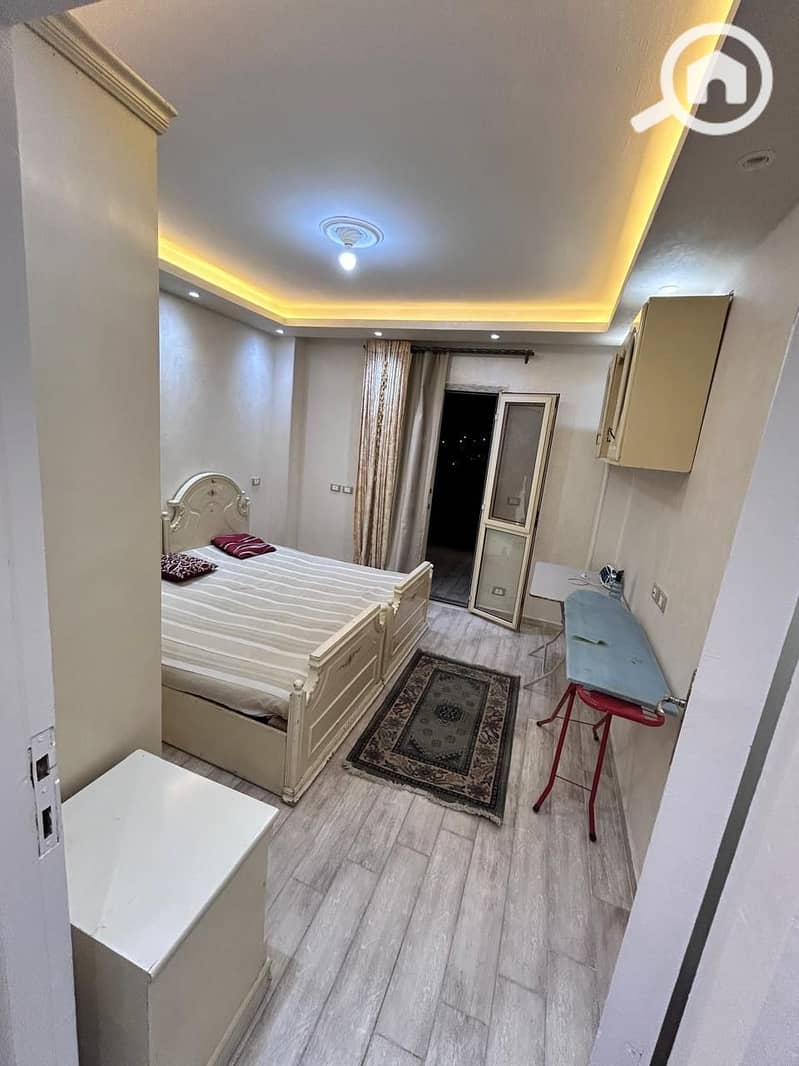 8 0fe306f2-8e34-4db4-a790-7c32cc7cf049. jpeg