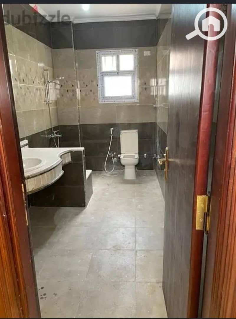 5 WhatsApp Image 2025-11-06 at 4.37. 32 PM. jpeg