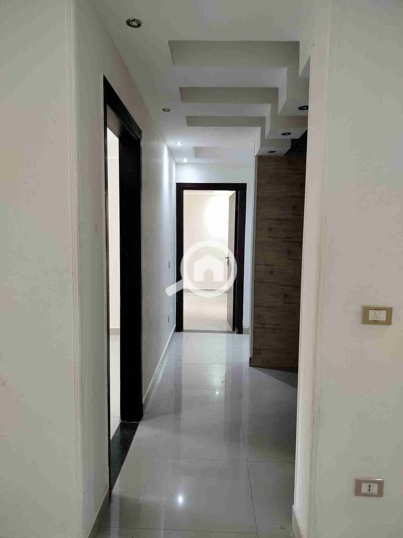 5 FB_IMG_1762622193916. jpg