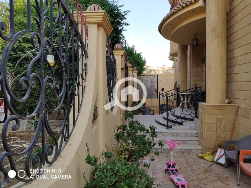 4 WhatsApp Image 2025-11-08 at 21.20. 04_69236161. jpg