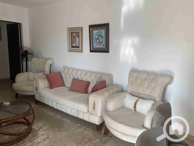 1000379142. jpg 1000379142. jpg