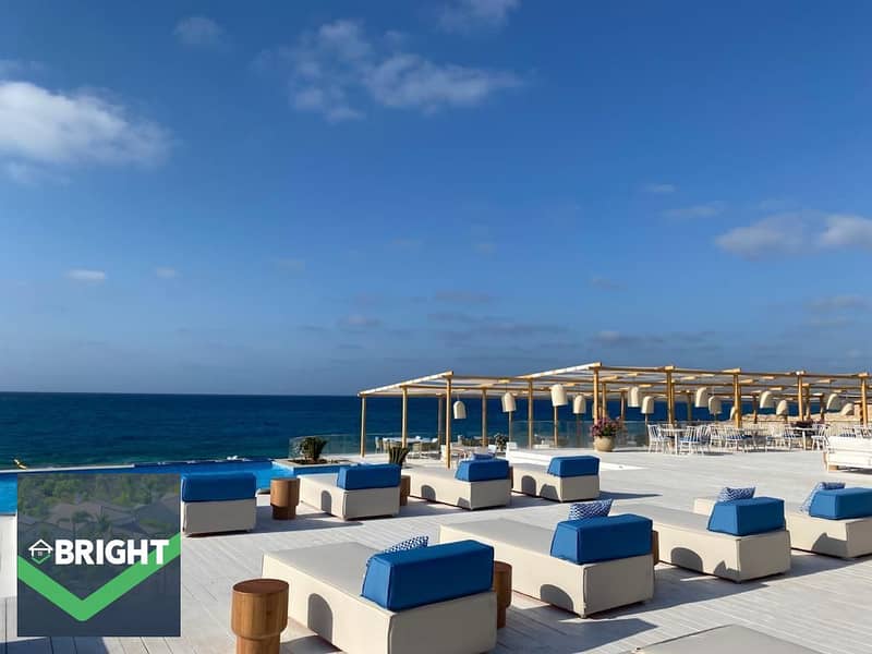 2 7f9c5ae6-e138-4959-b1a8-a9260f546687. jpg