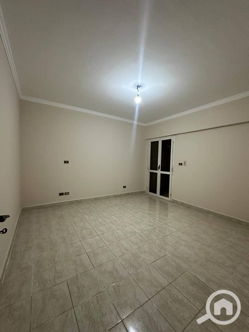 5 9462f95c-9e2b-469c-8b86-e992487f4ebe. jpeg