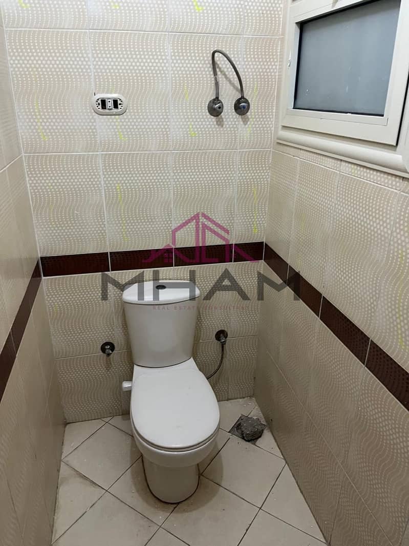 9 photo_5794225291549936507_y. jpg