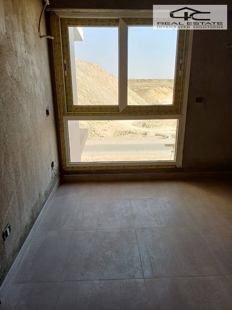 9 WhatsApp Image 2025-11-07 at 01.44. 45. jpeg