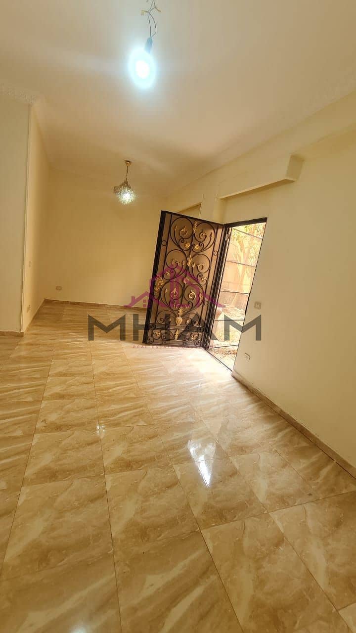 6 photo_5796244265481472833_y. jpg