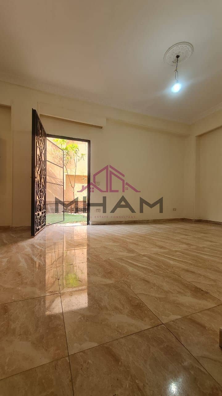 11 photo_5796244265481472840_y. jpg