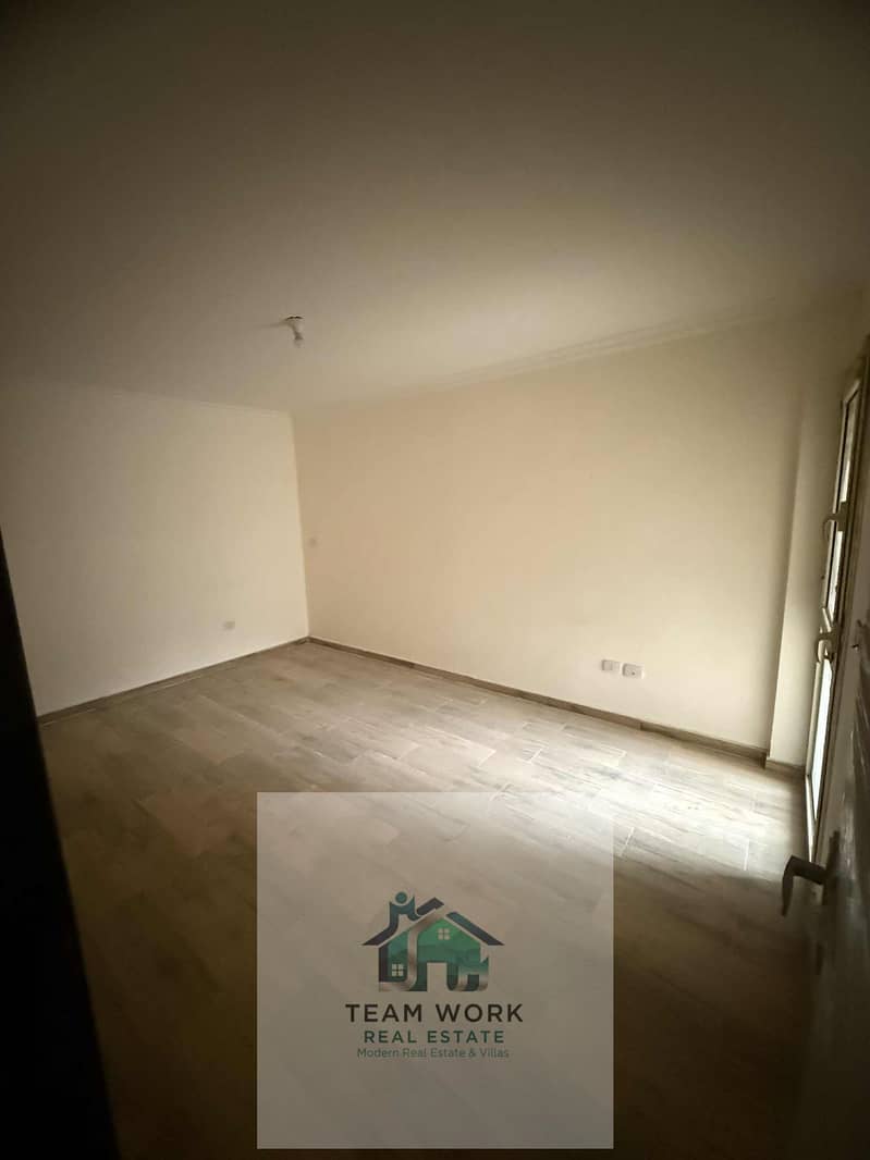 3 WhatsApp Image 2025-11-08 at 8.57. 12 PM. jpeg