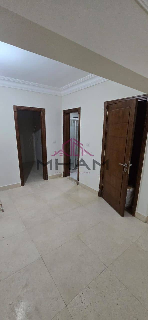 7 photo_5796455693836552983_y. jpg