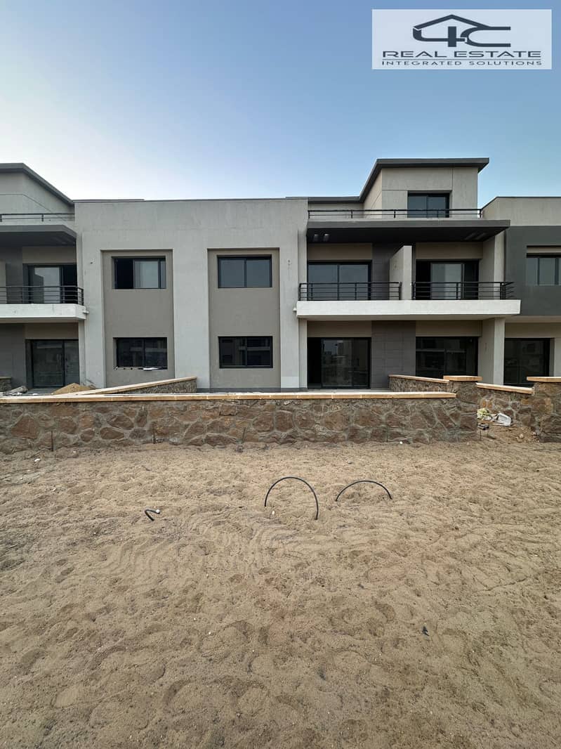 3 WhatsApp Image 2025-11-07 at 01.49. 14. jpeg