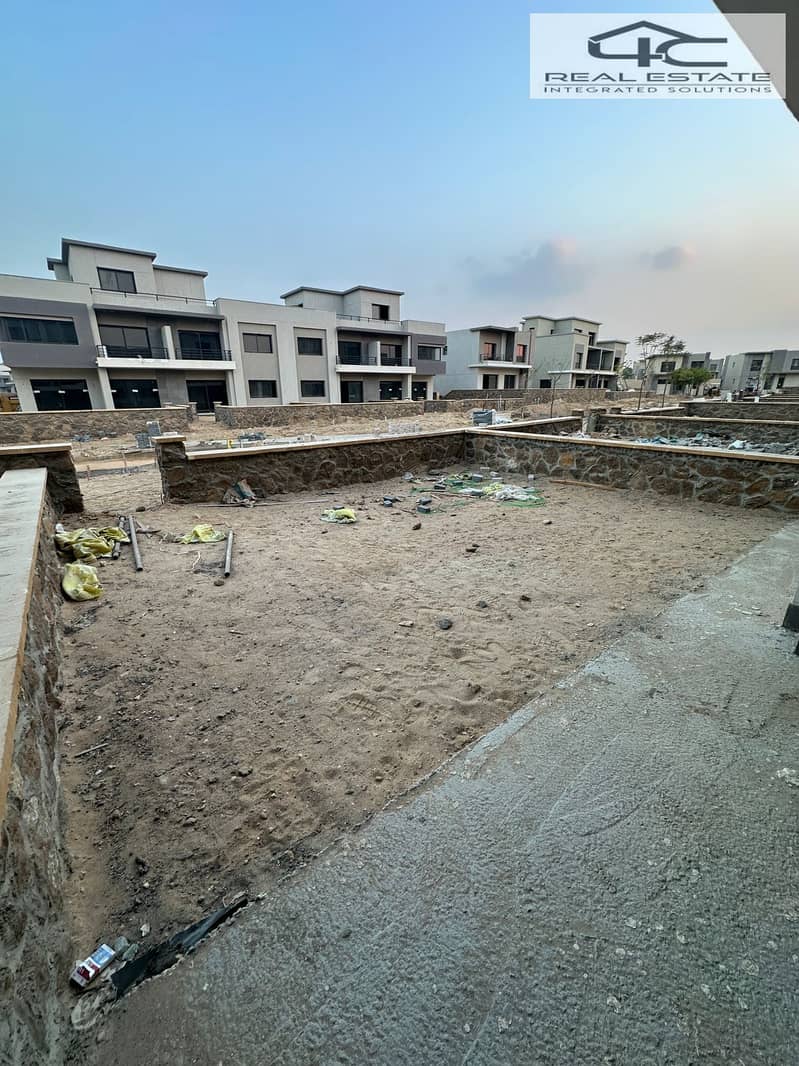 5 WhatsApp Image 2025-11-07 at 01.49. 06. jpeg