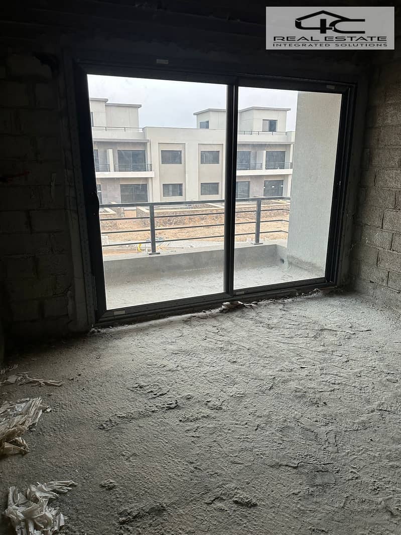 9 WhatsApp Image 2025-11-07 at 01.49. 05. jpeg