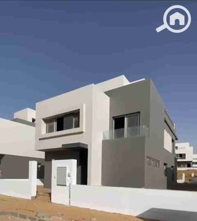 فیلا 4 غرف نوم للبيع في القاهرة الجديدة، القاهرة - IMG-20250917-WA0006(3). jpg