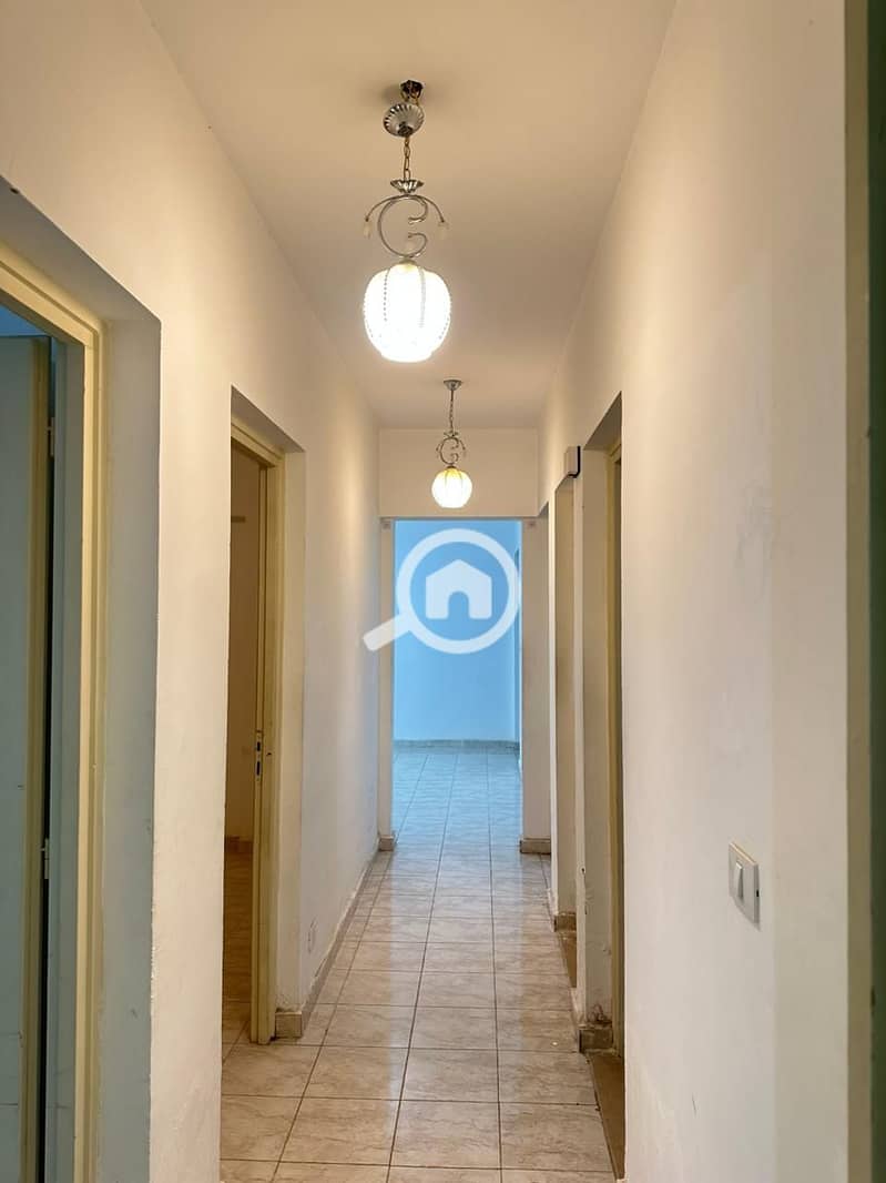 7 580bbd42-86a6-4996-91bf-c46acb62637b. jpeg