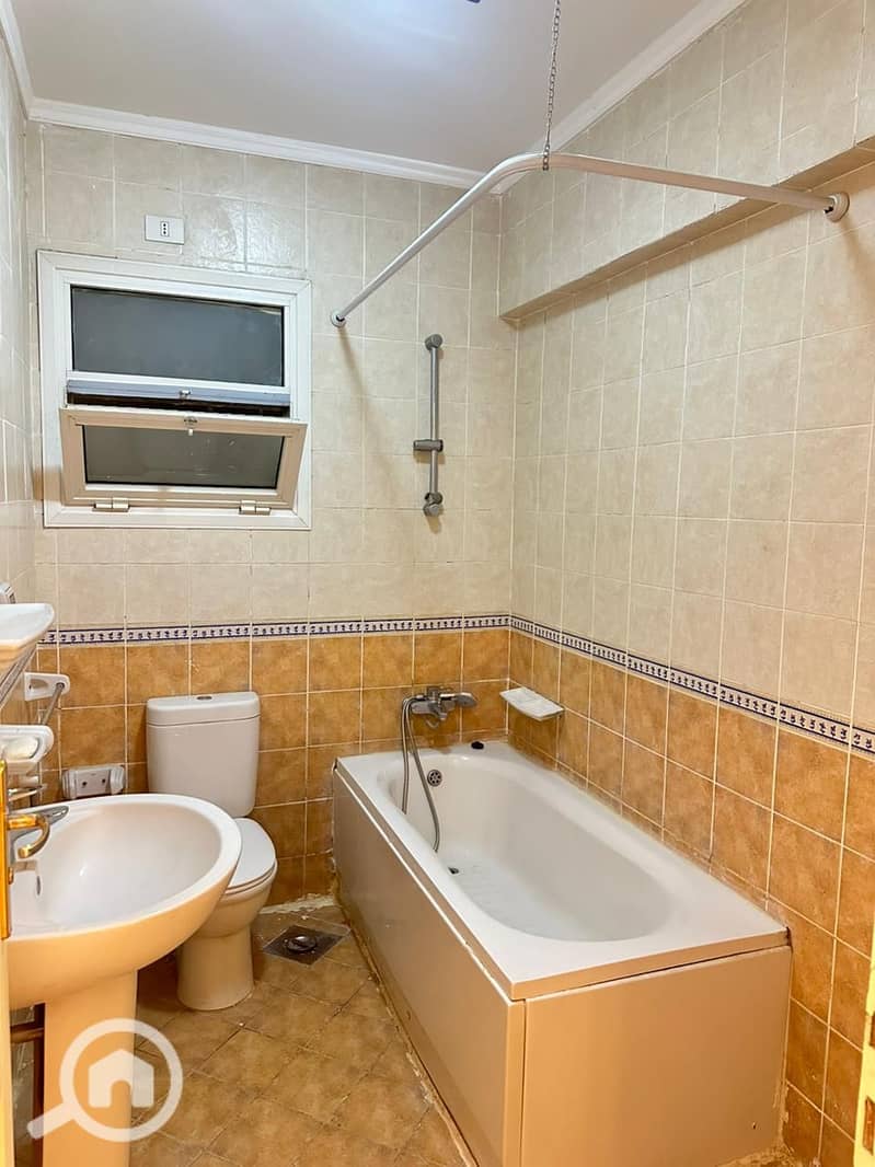 9 ac0070b4-cca7-469a-ad17-b7eb38b0d46f. jpeg