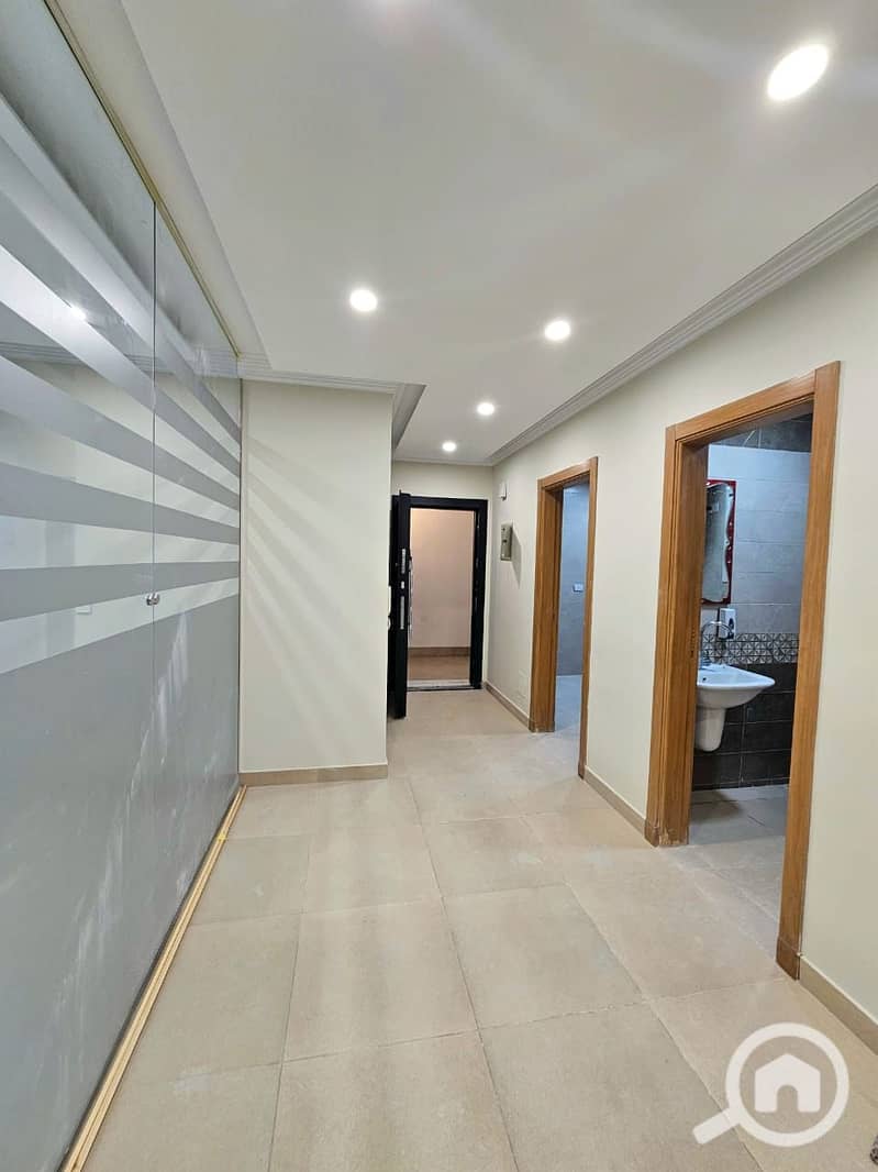 3 WhatsApp Image 2025-11-07 at 9.12. 03 PM (3). jpeg