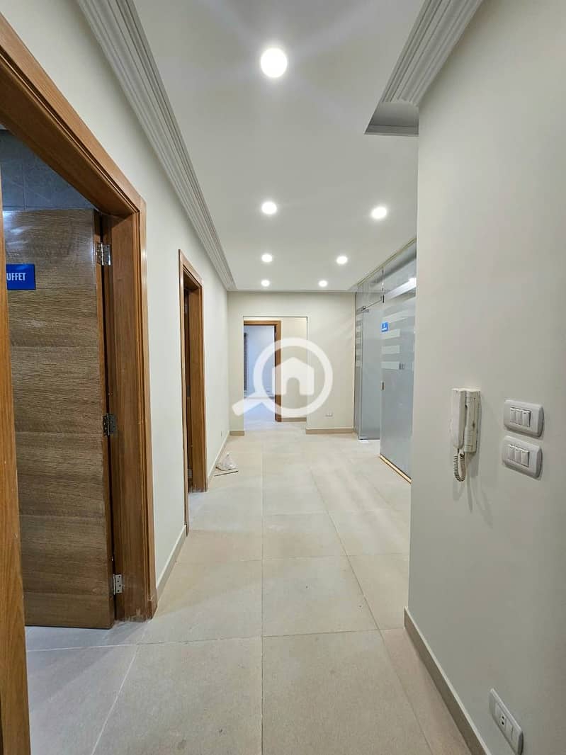 4 WhatsApp Image 2025-11-07 at 9.12. 03 PM (2). jpeg