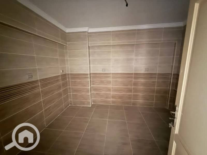 6 985e1e01-7f55-48cf-832a-fa50e347fcfe. jpeg