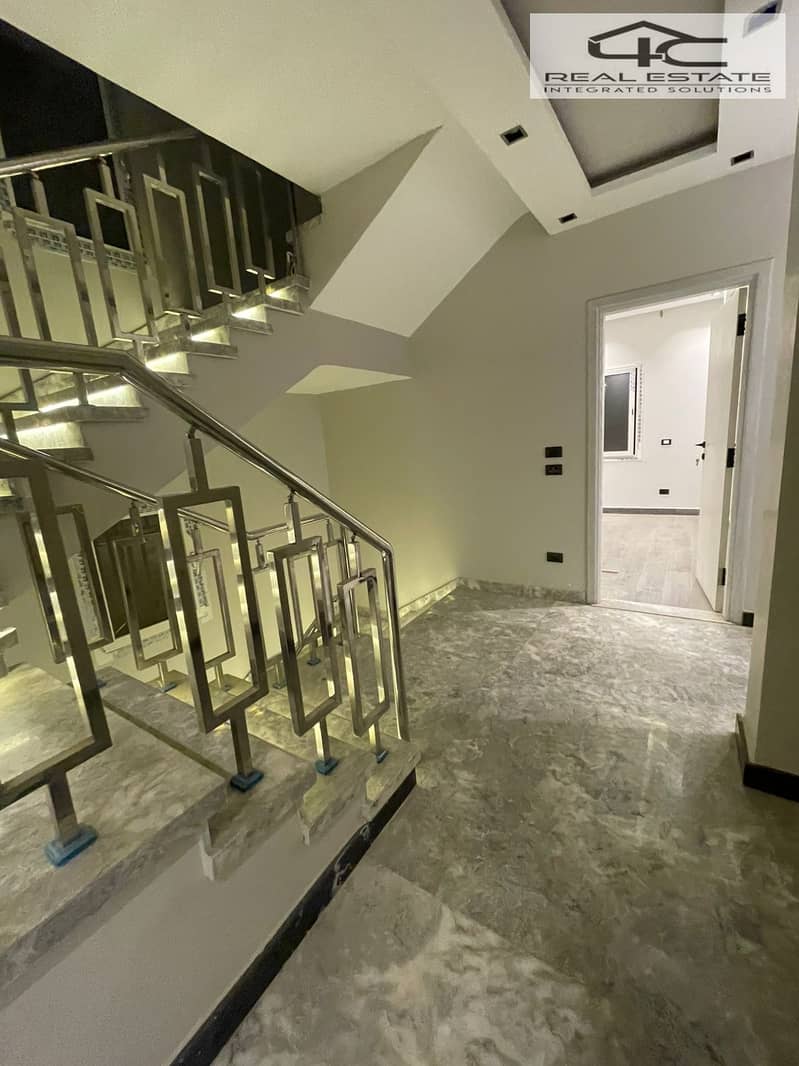 7 WhatsApp Image 2025-11-08 at 3.45. 23 PM (2). jpeg