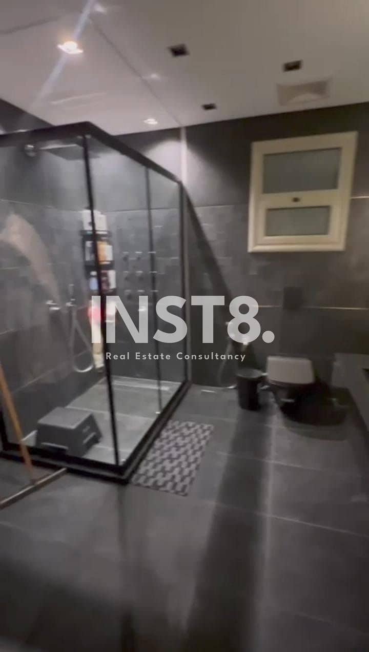 7 443abe81-a89a-493f-8f80-8b2c401e815d. jpeg