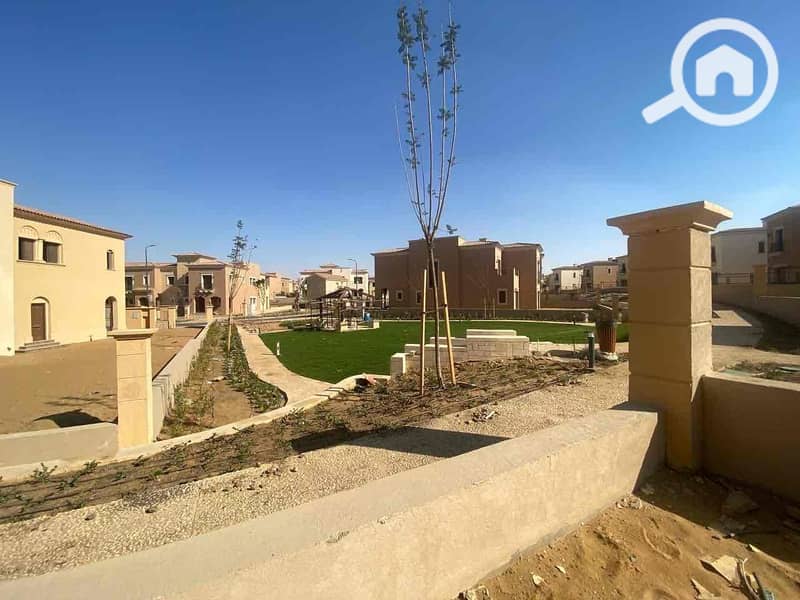 3 ed81b664-f5e2-496c-85d8-275a12d84c48. jpg