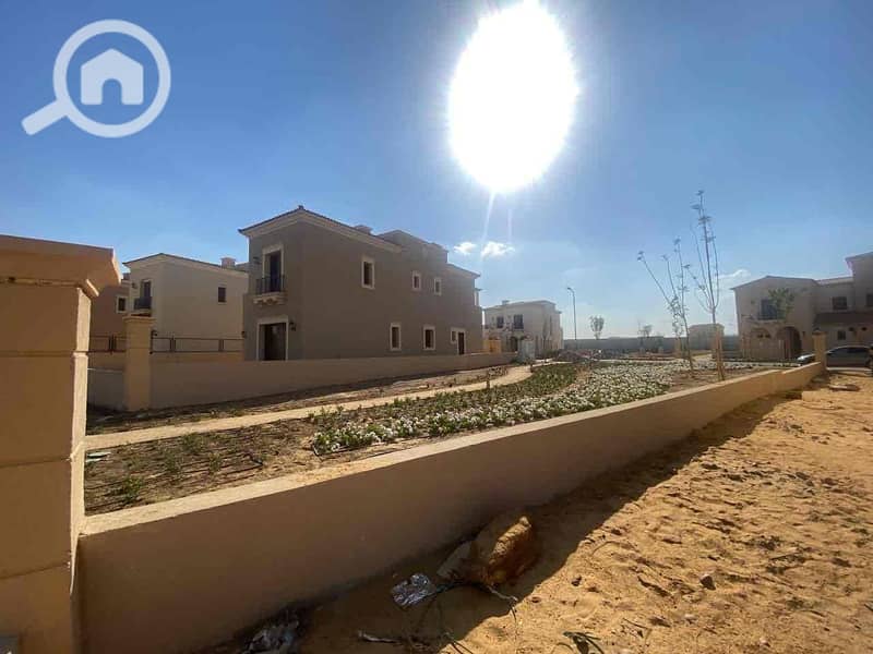 4 cded46c4-ffeb-45b9-b4e7-4ddab2b9dde0. jpg