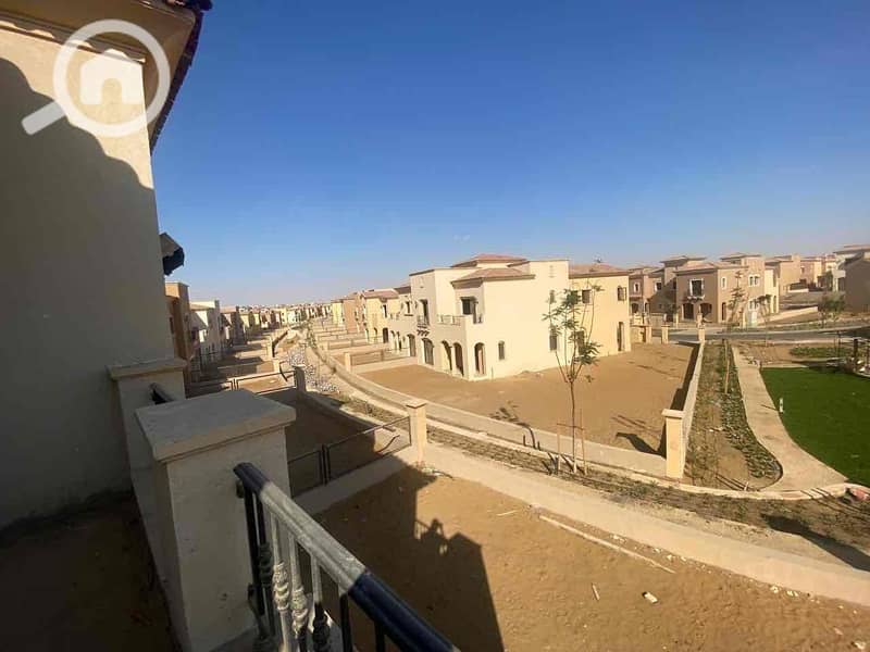 9 c1e4ea72-f480-4e57-9bd1-ddea0a457d7b. jpg