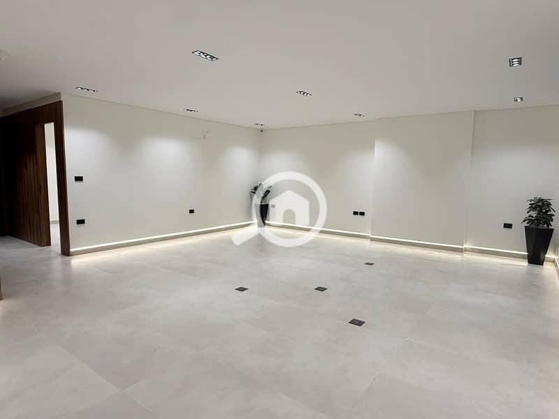 9 WhatsApp Image 2025-11-06 at 10.52. 04 PM (1). jpeg