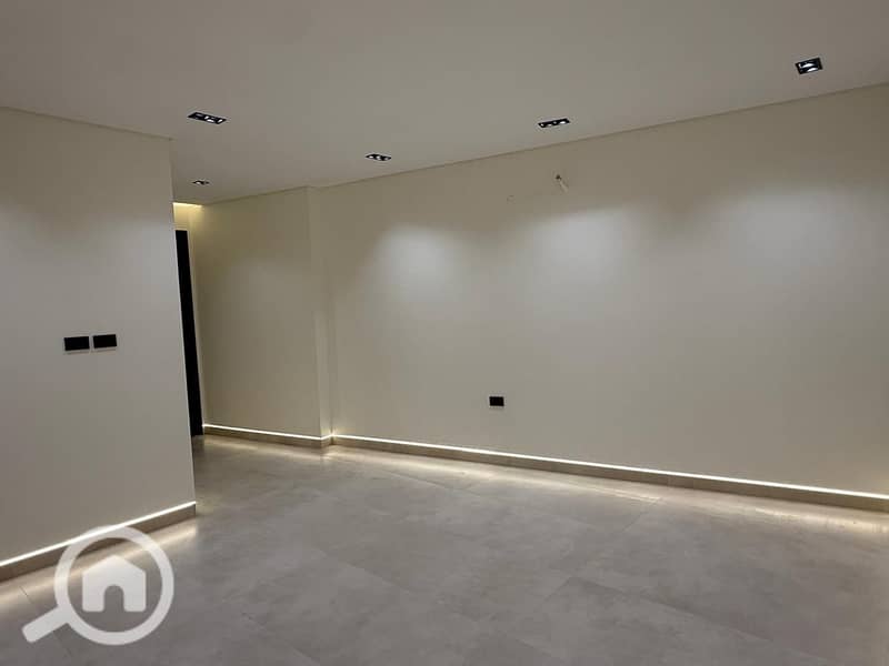 12 WhatsApp Image 2025-11-06 at 10.52. 03 PM. jpeg