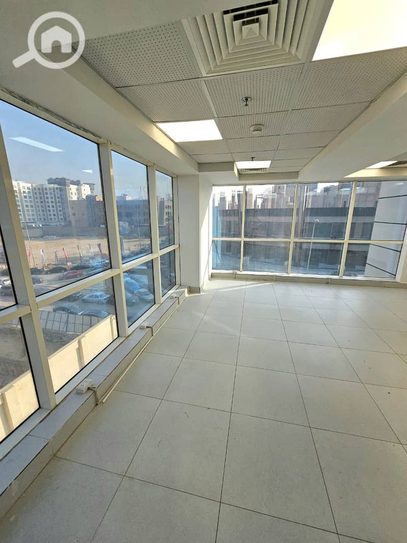 11 WhatsApp Image 2025-11-08 at 11.22. 30 PM (2). jpeg