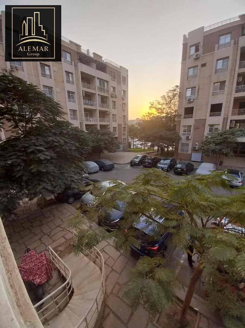 78b338e5-c256-42a4-afd2-f630e4dd6d32. jpg