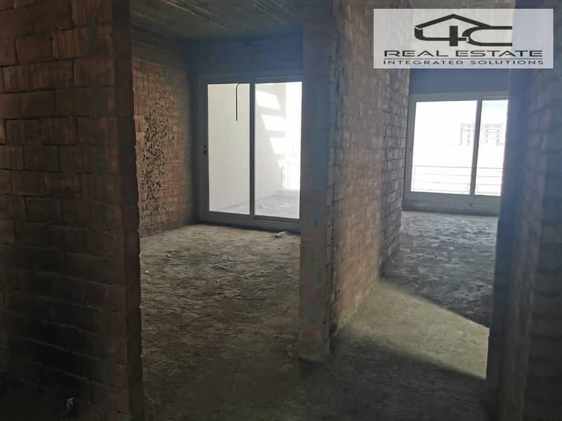 5 WhatsApp Image 2025-11-09 at 00.31. 20 (1). jpeg