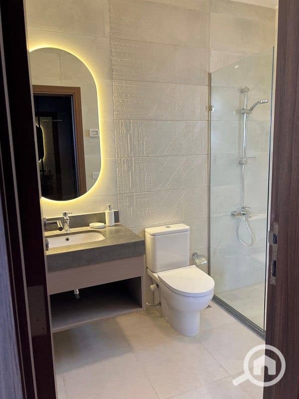 8 Screenshot 2025-11-05 231533. jpg