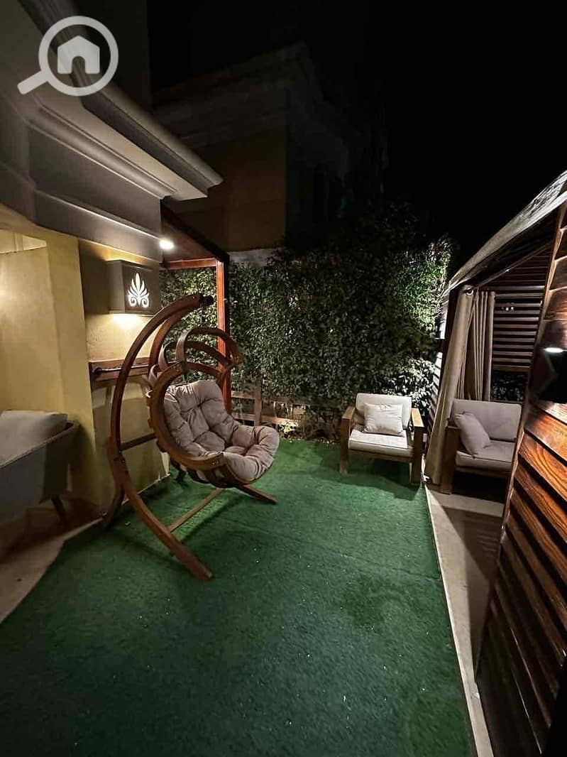 9 b8724d4c-9f08-457a-aace-64351e56c663. jpg