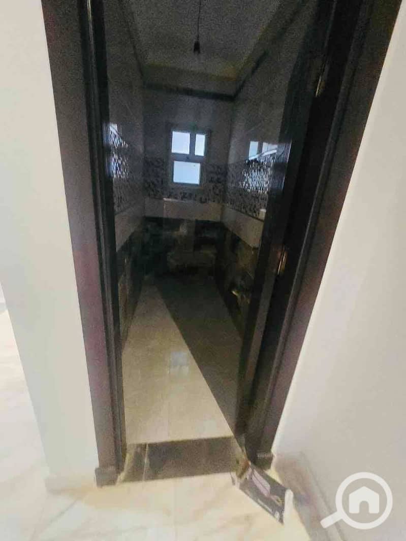 4 ae9bb391-e317-4b23-9a07-c6c0d0026fed. jpg