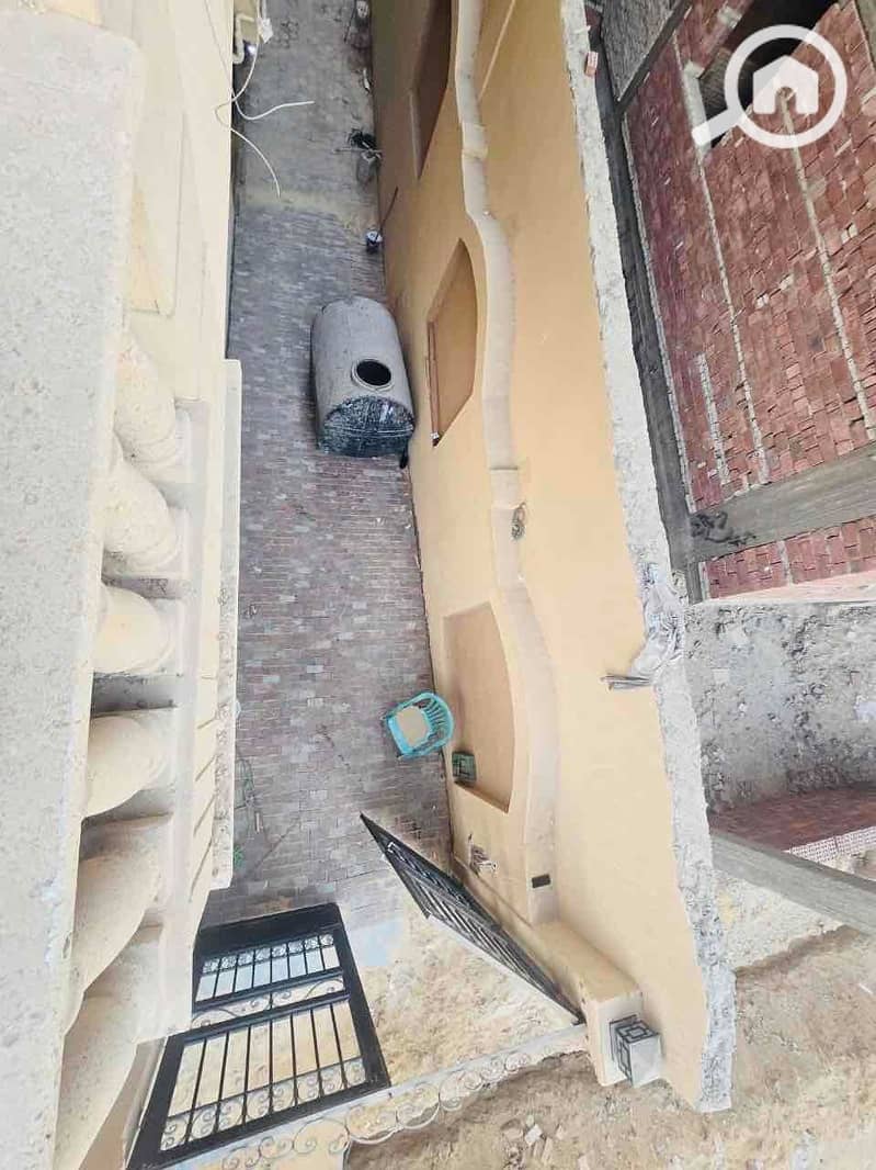 6 0ffd7bac-cd18-4771-b867-b662505e7096. jpg