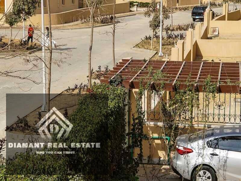 10 915c41cd-1f6b-4db2-93b5-3fc198279440. jpg