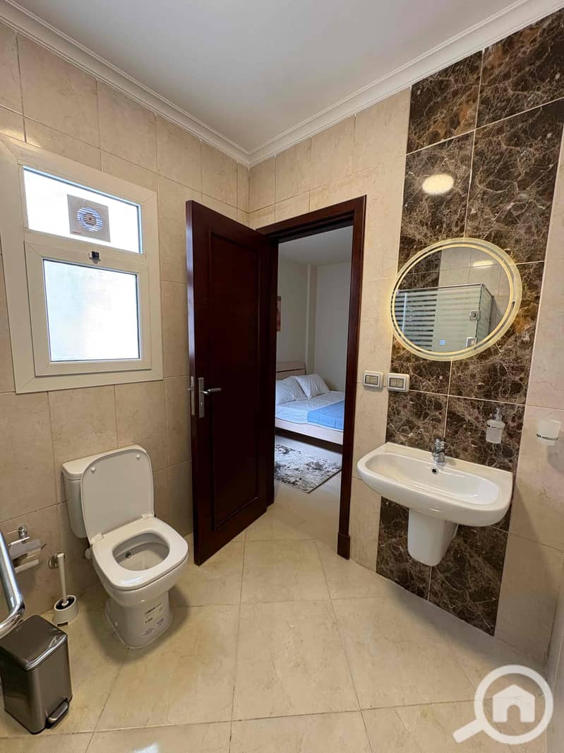 8 24dce6f0-9d48-45a0-aefc-4aa626979f38. jpg