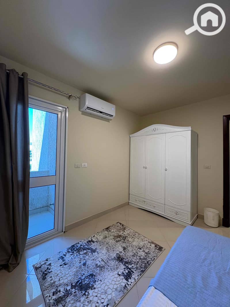 10 30bf398b-2816-48ce-9f60-eff9472d528e. jpg