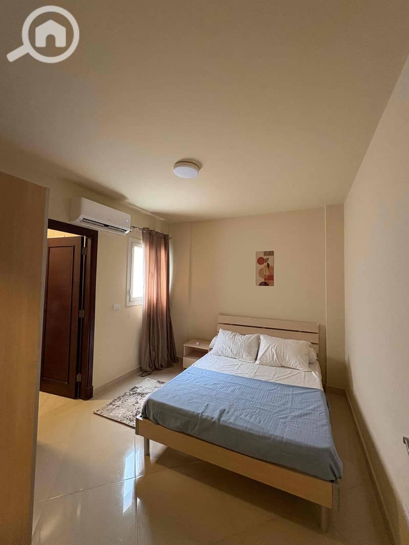 11 e2b88b9a-78a0-45b3-945f-77367ac84d06. jpg