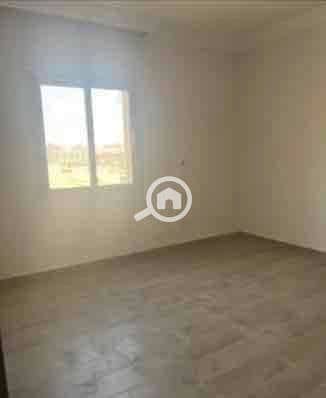 5 6d7fc6cd-0441-465b-abce-1a54f3343a97. jpg