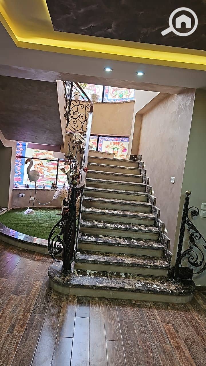 4 4329d7cd-401e-44c3-9797-22506179e73c. jpeg