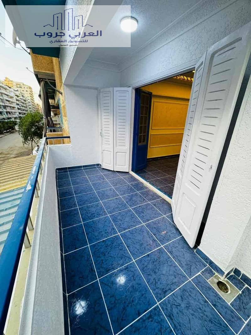 3 76bc3dc4-f634-444b-8573-d9822d4b4bd5. jpg