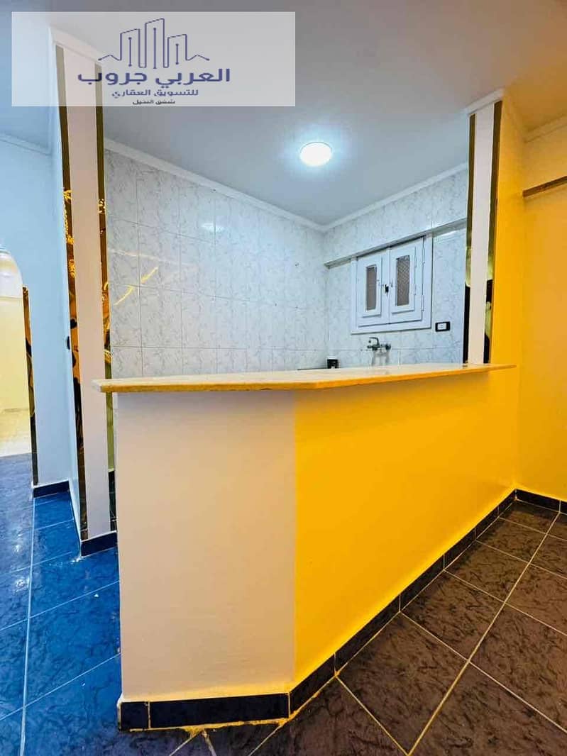 8 49b818d9-704d-4f71-88fe-2a1594bd460c. jpg