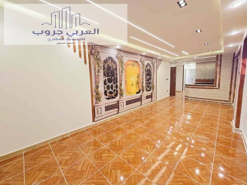 4 4b58b06e-d613-4a8c-97cc-eff94736dd2a. jpg