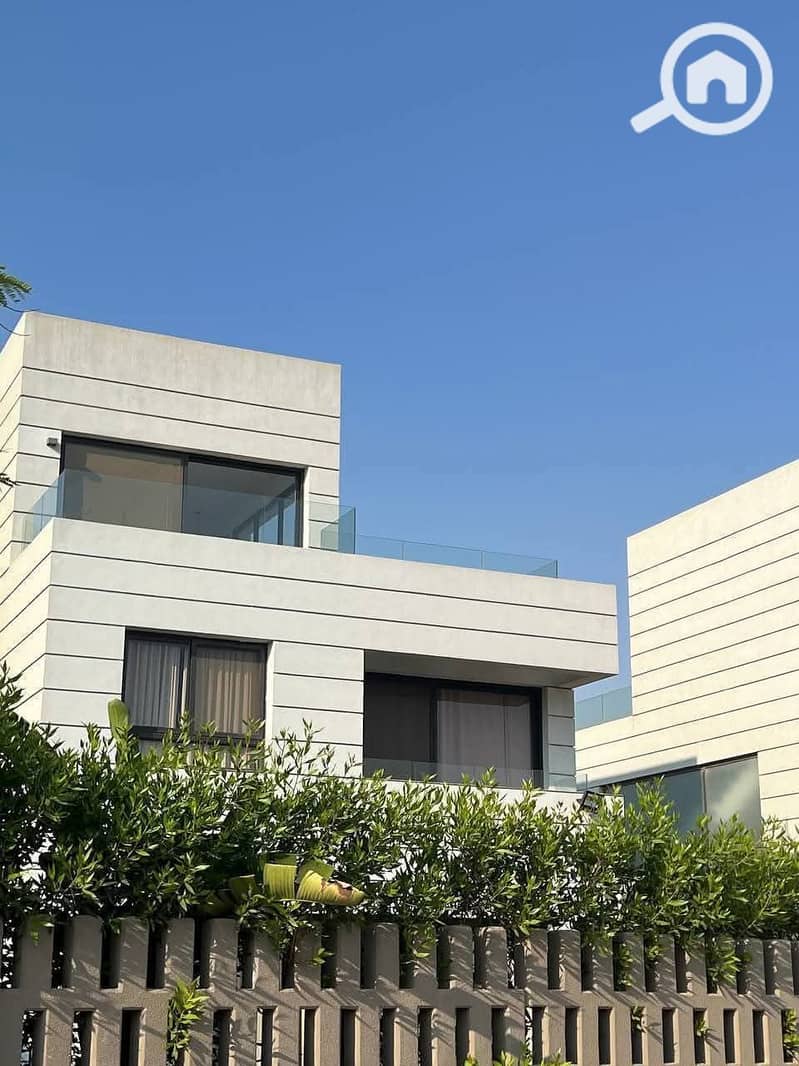 2 FB_IMG_1762661198088. jpg