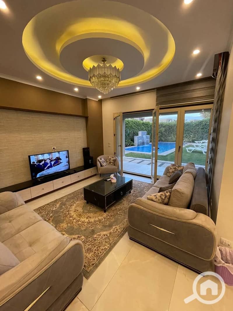 4 FB_IMG_1762661909438. jpg